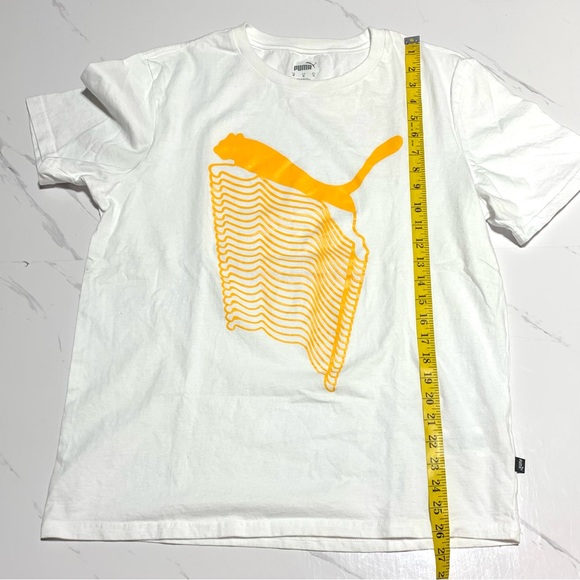 Puma Like New Men’s White Crewneck Short Sleeves T Shirt Size Medium - Picture 9 of 9